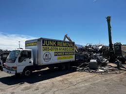 Best Retail Junk Removal  in Cadiz, OH